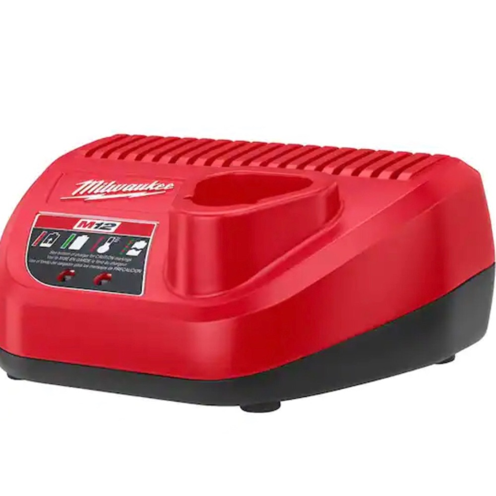 NWOT Milwaukee M12 12-Volt Lithium-Ion Battery Charger